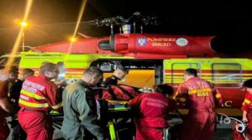Tânără de 18 ani, în stare gravă după ce s a îmbolnăvit de meningită. Ar fi luat bacteria la un festival