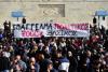 Lupte de stradă în Grecia: Mii de oameni protestează în Atena 18414817