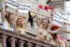 Protest topless împotriva înfrumuseţării balcoanelor pe timpul Euro 2012 18419582