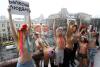 Protest topless împotriva înfrumuseţării balcoanelor pe timpul Euro 2012 18419583