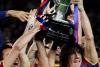 Ploaie de confetti şi ardei pe Camp Nou! Barça a primit trofeul de campioană! - video. 44