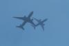 Iluzie optică sau risc maxim? Două avioane aproape de coliziune în apropiere de Londra (GALERIE FOTO) 12654457