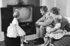 Cum s-a schimbat Crăciunul la televizor în ultimii 60 de ani. Ce programe urmăreau bunicii noştri şi la ce ne uităm noi 18439099