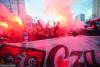 Manifestaţii violente la Varşovia, extrema-dreaptă atacă poliţia şi cere demisia Guvernului (VIDEO) 18466664