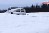 În 15 minute, mașina ta poate fi gata să treacă peste orice strat de zăpadă! Vezi soluția REVOLUȚIONARĂ inventată de canadieni (VIDEO) 18472287