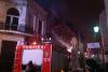 Incendiu în Centrul Vechi din Bucureşti. Un pompier a fost rănit în timpul intervenţiei 18485195
