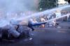 Proteste violente la EREVAN. JURNALIȘTI BĂTUȚI ȘI ARESTAȚI ( FOTO + VIDEO) 18508297