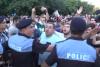 Proteste violente la EREVAN. JURNALIȘTI BĂTUȚI ȘI ARESTAȚI ( FOTO + VIDEO) 18508299