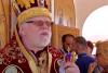 Preoții oropsiți fac concurență Bisericii Ortodoxe 18563850