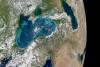 Fotografia zilei de la NASA - Marea Neagră în vârtejuri de turcoaz 18579396
