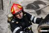 GALERIE FOTO - Interventia dramatică a pompierilor la incendiul de la căminul de bătrâni 18589241