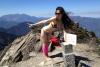 O femeie care făcea alpinism în bikini a murit înghețată 18646042