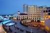 Hotelurile de lux cresc cota litoralului românesc 18667458