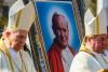 GALERIE FOTO. Relicva Sfântului Papă Ioan Paul al II-lea, purtată în procesiune pe străzile Capitalei 18682024