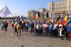Defilare cu steaguri tricolore, în Piața Constituției. Îndemn al umaniștilor: „Să ne iubim patria și tradițiile!” 18730361