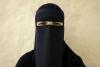 Franța interzice îmbrăcămintea musulmană abaya în școlile de stat 18856617