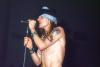 Axl Rose, solistul Guns N' Roses, dat în judecată de fostul model Penthouse Sheila Kennedy, care susține că a violat-o în 1989 18871298