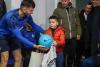 Un băiețel de 6 ani, care plângea la înfrângerea Farului cu Dinamo, a primit un cadou surpriză de la Gică Hagi 18884591