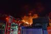 Incendiu violent la Tulcea: au ars mai multe dependințe de pe trei proprietăți, o anexă și o locuință 18894271