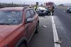 Accident în lanț pe autostrada A1: Două autoturisme distruse după impactul cu un TIR 18925232