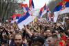 Noi violențe în Serbia. Protestatarii au vandalizat sediul partidului aflat la guvernare 18967951