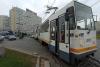 Haos în intersecția Obor! Tramvai scăpat de sub control sare de pe șine și lovește o mașină 18985358