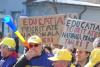 Sindicalişti din educaţie şi studenţi protestează în faţa Palatului Cotroceni 18996428