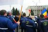 Protest masiv al minerilor în Piața Victoriei: peste 1.000 de oameni cer oprirea concedierilor 19000374