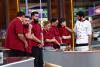 Chefi la cuțite, lider de audiență. Echipele gri și bordo, la egalitate ieri seară.  Conflict puternic al juraților, diseară. Chef Sautner: ”Nu permit nimănui să vorbească așa!” 19005800