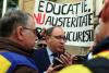 Sindicaliștii furioși pichetează Ministerul Educației: Protest împotriva reduceri cheltuielilor de personal din 2026! 19006097