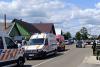 Accident grav în Suceava: cinci persoane, dintre care trei copii, au fost transportate la spital după impactul cu un cap de pod 19019505