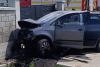 Accident grav în Suceava: cinci persoane, dintre care trei copii, au fost transportate la spital după impactul cu un cap de pod 19019508