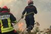 Pompierii români sting incendii pentru a salva locuințele francezilor 19020461